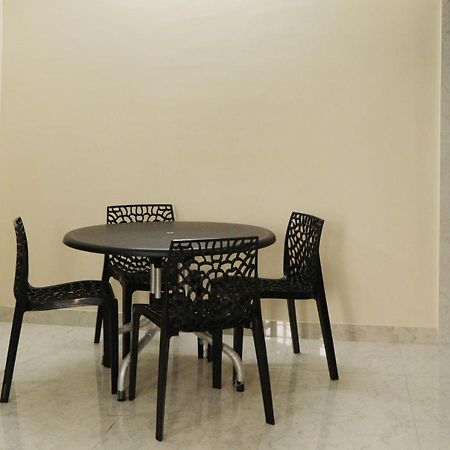Radharani Apartment Kalkutta Exterior foto