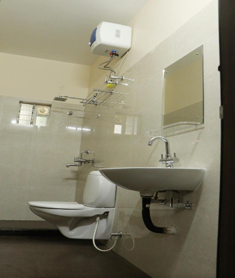 Radharani Apartment Kalkutta Exterior foto